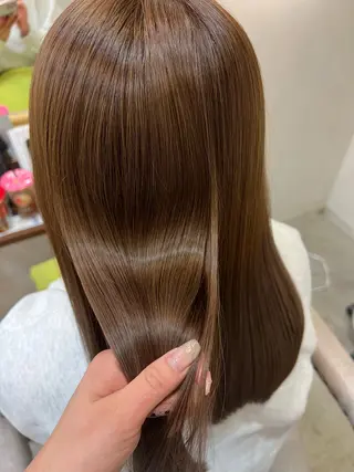 セミロング カラー 上村 音寧のヘアスタイル