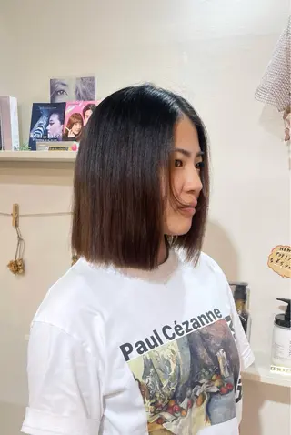 ショート 顔周りレイヤー☆ スパ☆石上遥楓のヘアスタイル