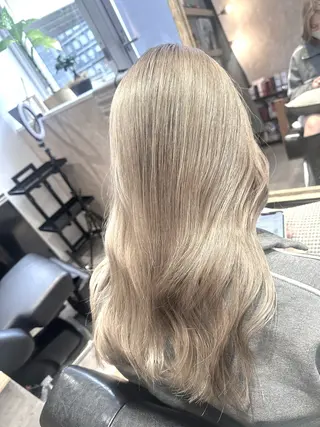 セミロング quill クイル　ツボイタクマのヘアスタイル
