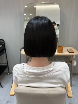 ショート 吉田 絢音のヘアスタイル