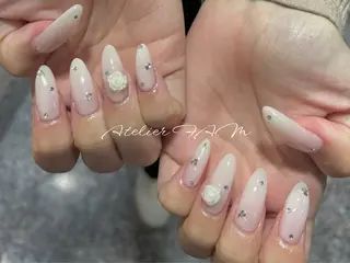 ミディアム アトリエAIHA★ フィルイン推奨サロンのネイルデザイン