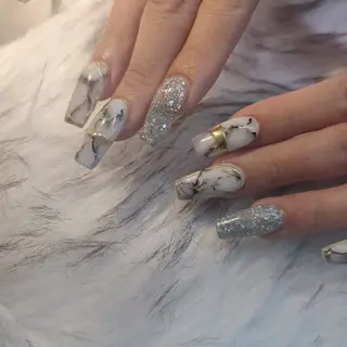 ネイル RUNWAY 　　のネイルデザイン