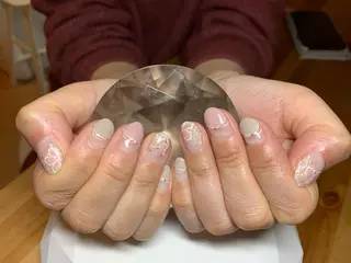ネイル LAVISH 大和店 🤱子連れ大歓迎のネイルデザイン