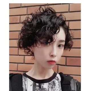 ショート パーマ Chardon✂️ 平田佳奈子💄のヘアスタイル