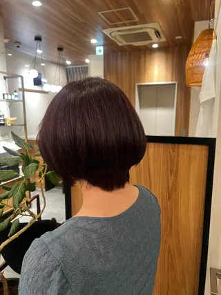 ショート カラー コバヤシ ユメのヘアスタイル