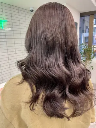 セミロング 💚透明感カラー💚 ♻️本間♻️のヘアスタイル