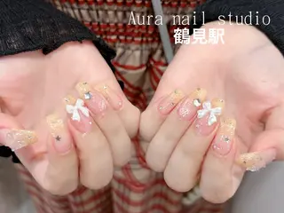 ネイル AURA NAIL 🌟鶴見店のネイルデザイン