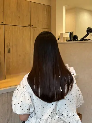 ロング 透明感カラー🌿 moeのヘアスタイル