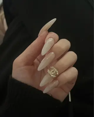 ネイル Nail salon Rhonaのネイルデザイン