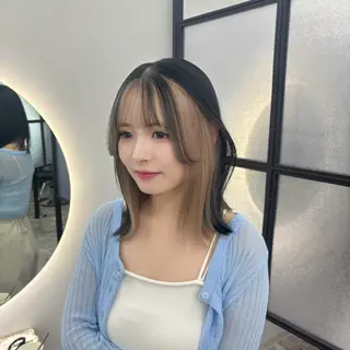 セミロング カラー Ren. 🦋デザインカラーのヘアスタイル