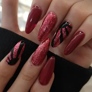 ネイル RUNWAY のネイルデザイン