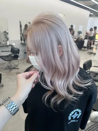 カラー ブリーチ/ハイトーン 名古屋栄 リカのヘアスタイル