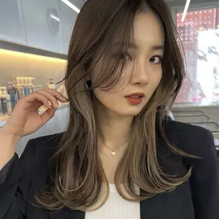 カラー Misato🎀🖤 ダブルカラー募集のヘアスタイル