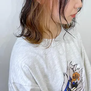 カラー white.梅田 デザインカラー🦄のヘアスタイル