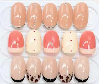 ネイル H3 Nail Tsuki🦋💙のネイルデザイン