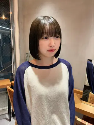 ミディアム カラー 縮毛矯正ボブ&顔まわ レイヤー♡TOMOEのヘアスタイル