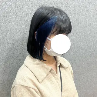ショート カラー 伊藤 玲衣のヘアスタイル