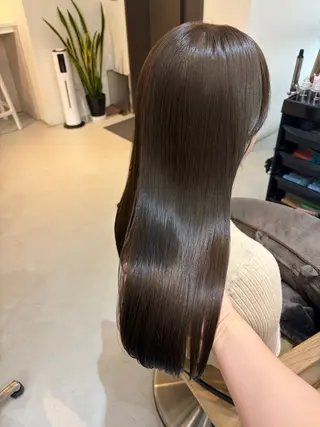 ロング ✨色持ちの良い艶 カラー✨蟹江真世のヘアスタイル