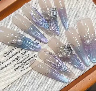 ネイル D-BEAUTY Nailsalonのネイルデザイン