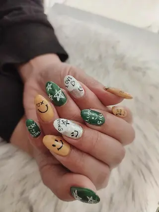 ネイル RUNWAY のネイルデザイン