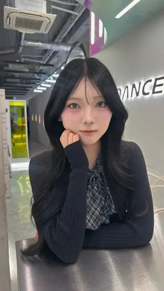 ロング カラー 上品モテヘア🩶 karen🩶のヘアスタイル
