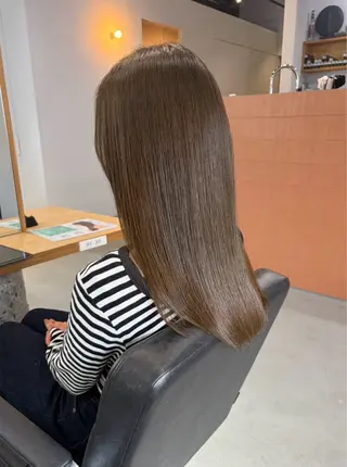 セミロング カラー ✨髪質改善カラー✨ 韓国ヘア/伊藤知也のヘアスタイル