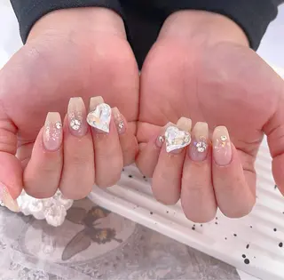 ネイル FLY Nail Salonのネイルデザイン