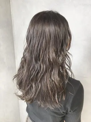 セミロング カラー 岡邉 隆太のヘアスタイル