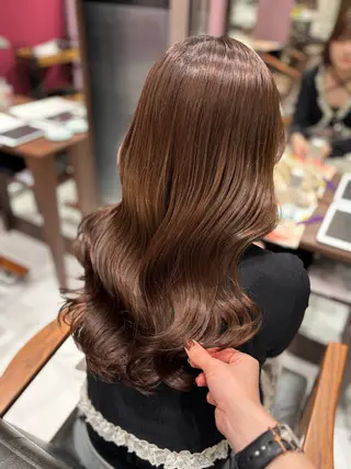 ロング カラー Sakuraෆ˚* 透け感ベージュ🥨のマツエク・マツパデザイン