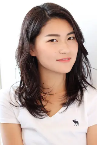 セミロング カラー パーマ 小西 裕大のヘアスタイル