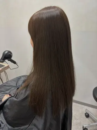 ミディアム カラー 砂原 ひよりのヘアスタイル