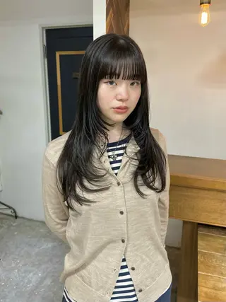 ロング NAGISA髪質改善 &透明感カラー🪞のヘアスタイル