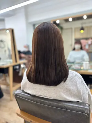 ミディアム カラー パーマ ヘアアレンジ メンズ キッズ ネイル マツエク・マツパ アイブロウ 似合せレイヤー/ 柔らか透明感カラーのヘアスタイル