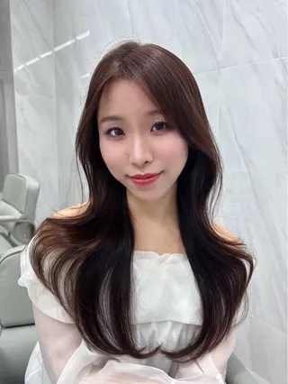 ロング YUNA /栄/透明感カラーのヘアスタイル