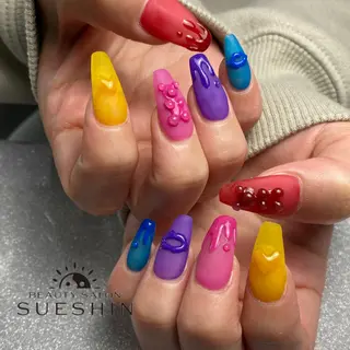 ロング S ueshinのネイルデザイン