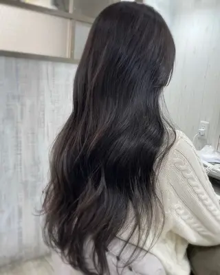 ロング ネモトメイナ🌿 今月末で退職しますのヘアスタイル