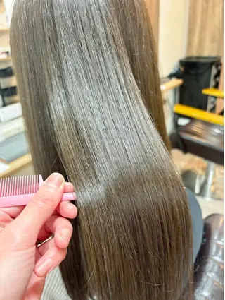 ロング カラー 田淵 心琴のヘアスタイル