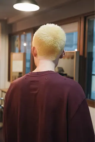 ショート カラー メンズ 千葉 慎也のヘアスタイル