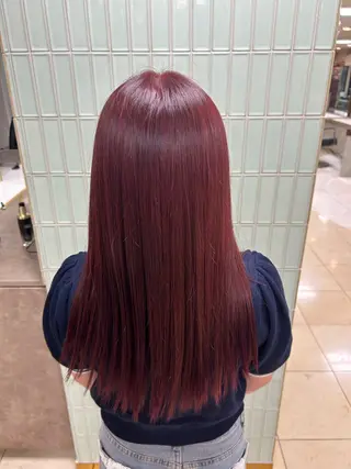 ロング カラー 秋山 果凜のヘアスタイル
