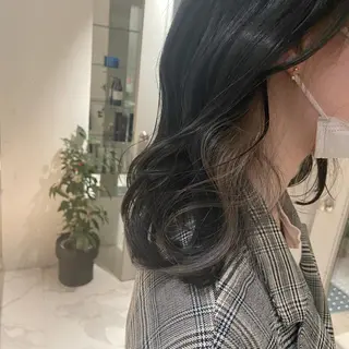 ミディアム カラー カジュアルを女っぽく 𝗮𝘆𝗮𝗰𝗼のヘアスタイル