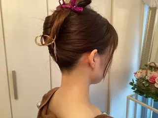 志賀 千鶴のヘアスタイル