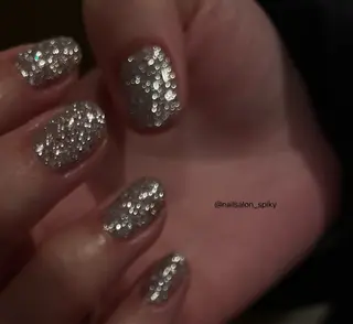 ネイル Spiky とうげ ふうかのネイルデザイン