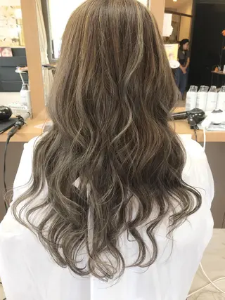 ロング カラー パーマ ヘアアレンジ メンズ キッズ ネイル マツエク・マツパ Lien 深井店のヘアスタイル