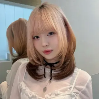 ミディアム 🤍ハイトーン 🤍VIVIE🤍のヘアスタイル