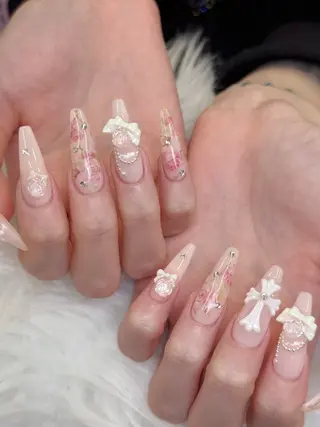 ネイル Lisa Nail Salonのネイルデザイン