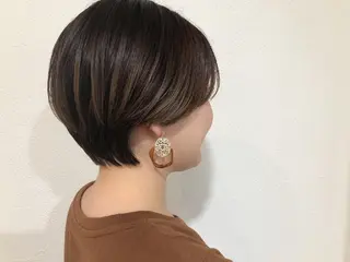ショート パル__レイヤー/パ ーマ/デザインカラーのヘアスタイル