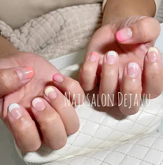 ネイル Nail salon Dejavu 🌿のネイルデザイン