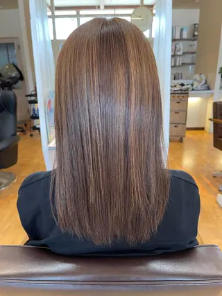 セミロング 梶谷 和希のヘアスタイル