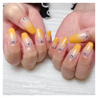 ミディアム ネイル 🐾enen style 🐾のネイルデザイン