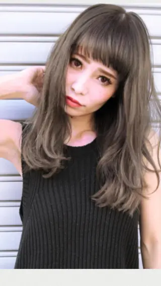 セミロング 嶋崎 留美のヘアスタイル